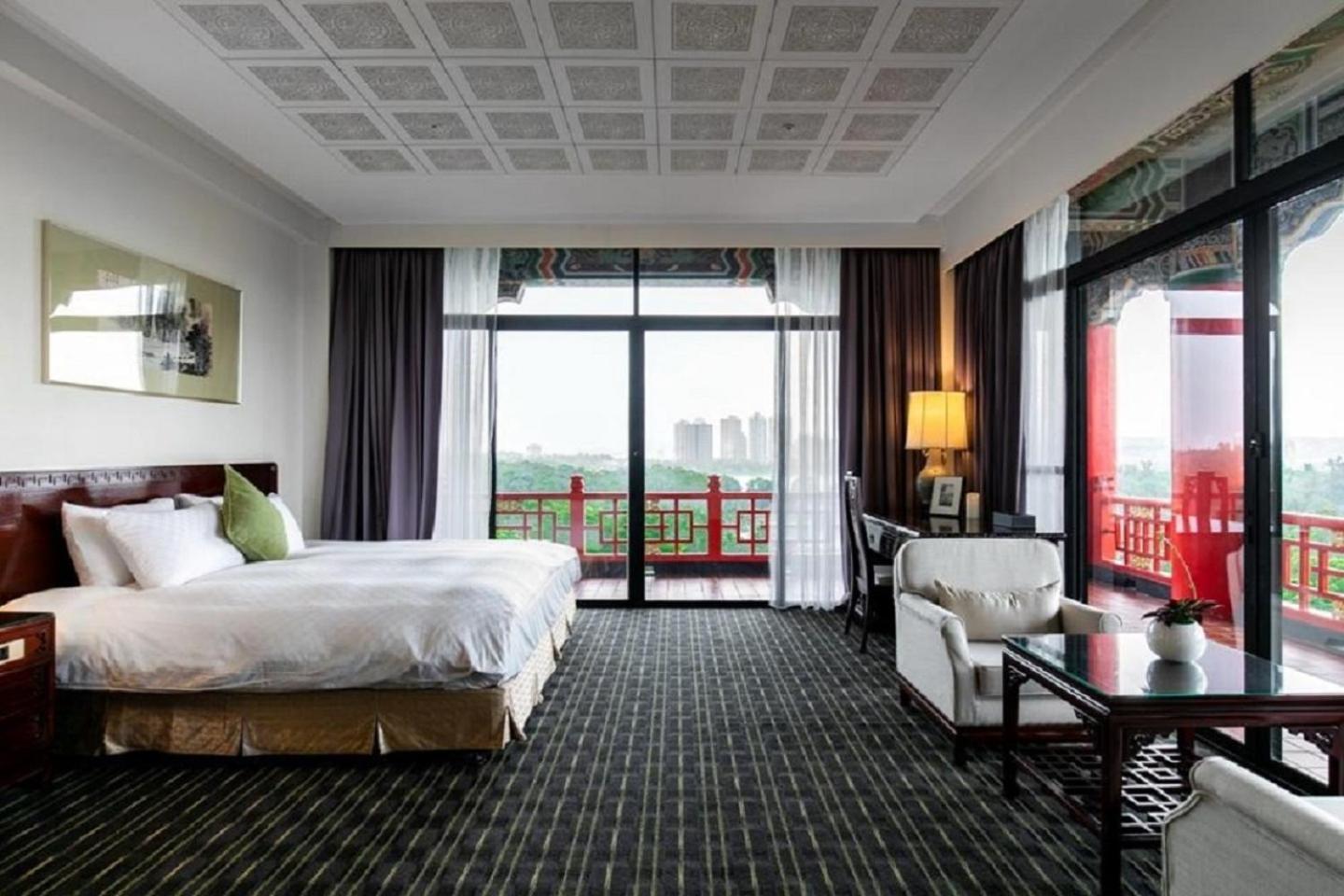 เดอะแกรนด์โฮเต็ล เกาเซียง Hotel เกาสง ภายนอก รูปภาพ