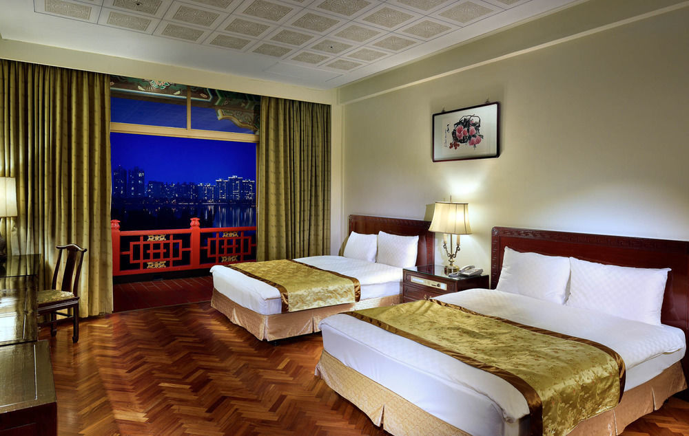 เดอะแกรนด์โฮเต็ล เกาเซียง Hotel เกาสง ภายนอก รูปภาพ